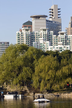 上海 浦東 現(xiàn)代建筑 世紀(jì)公園