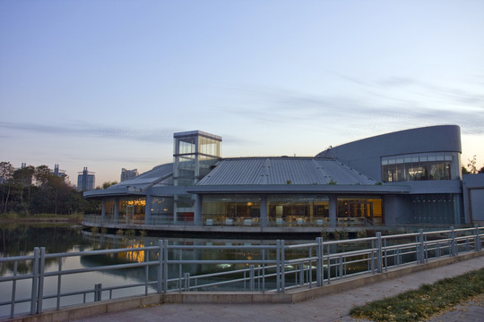 上海 浦東 現(xiàn)代建筑 世紀(jì)公園
