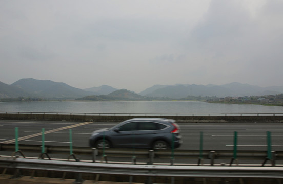 汽車 高速