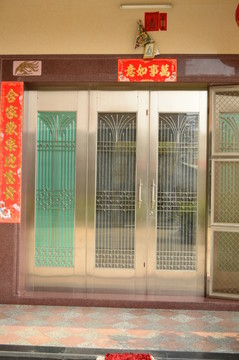 樓房大門