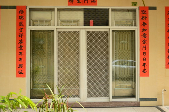 樓房大門