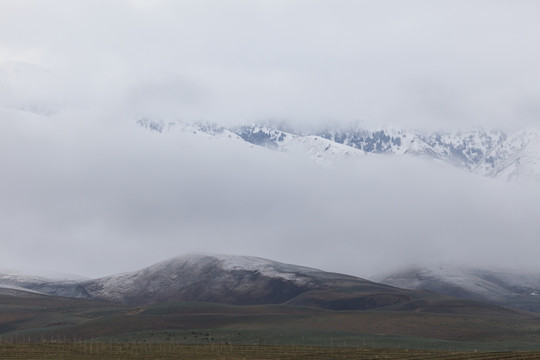 天山