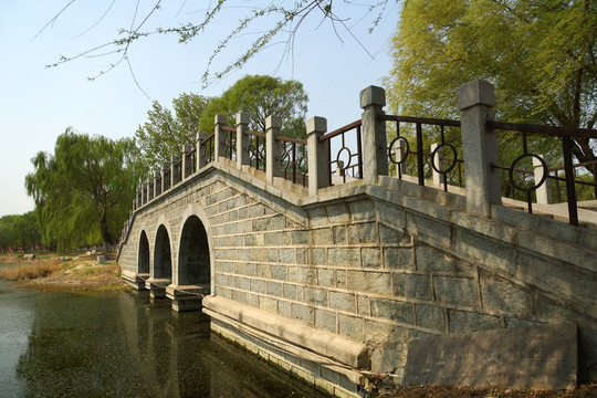 三孔橋 石橋 公園