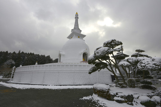 白舍利塔