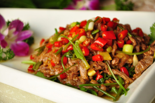 生炒驢子肉