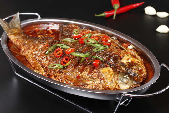 香辣全魚