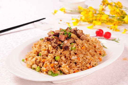 黑椒鵝肝炒飯 美食