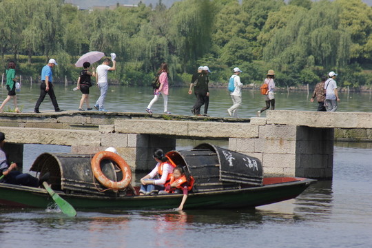 鑒湖旅游之古纖道