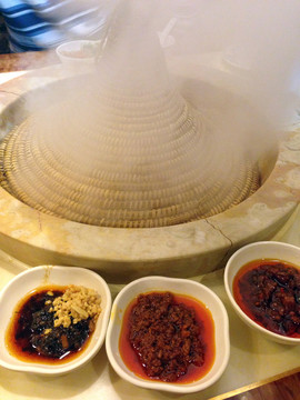 云南 石鍋魚 特色餐飲 美食