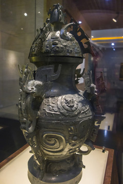 青銅鼎