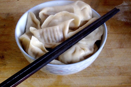 一碗水餃