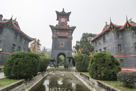 四川大學(xué)華西醫(yī)學(xué)院