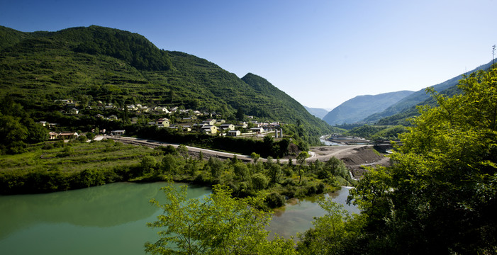 官鵝溝
