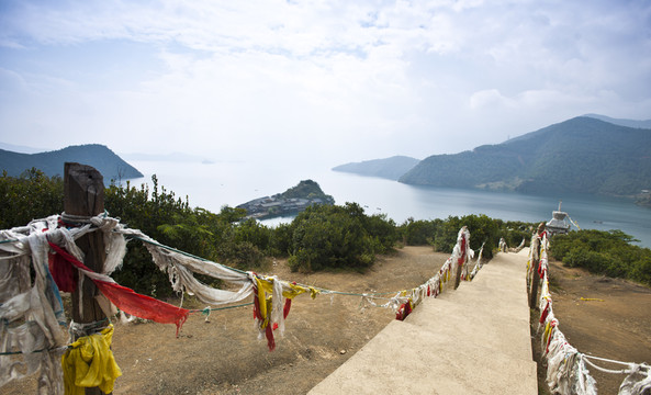 瀘沽湖經(jīng)幡