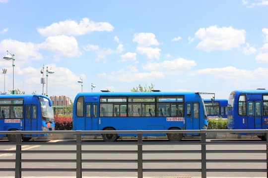 長春西站公交車站