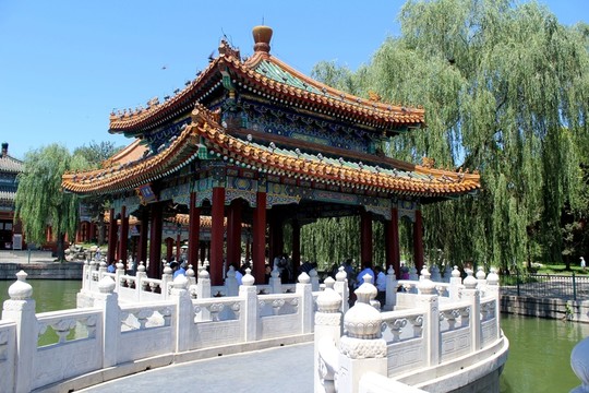 五龍亭