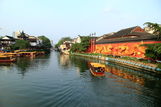 秦淮河上