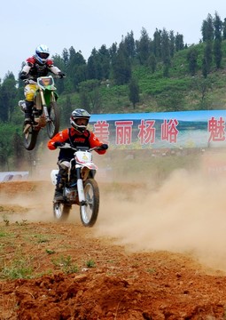 楊峪國(guó)際賽車場(chǎng)