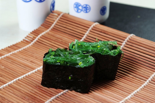 中華沙律壽司