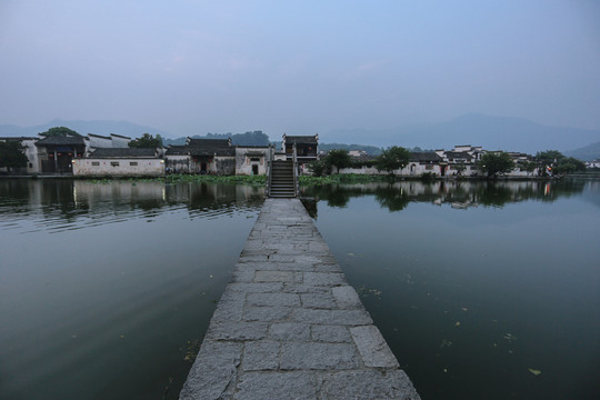 夜晚的安徽宏村