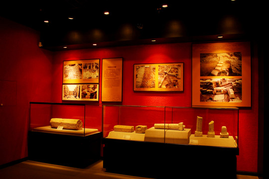 玻璃展臺