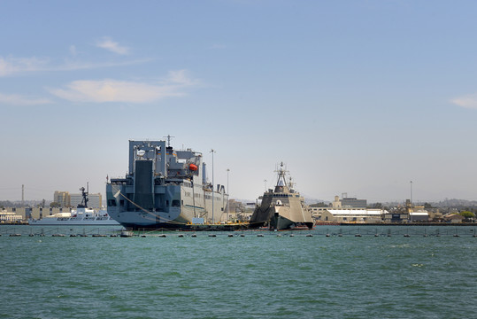 美國海軍軍艦