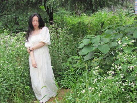 美女
