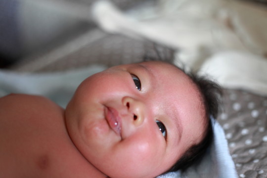 嬰兒