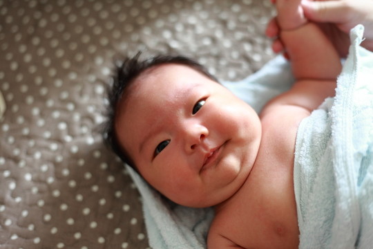 嬰兒