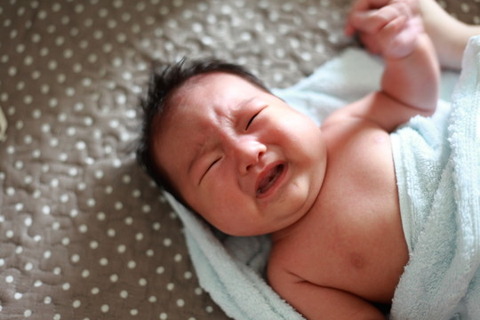 嬰兒