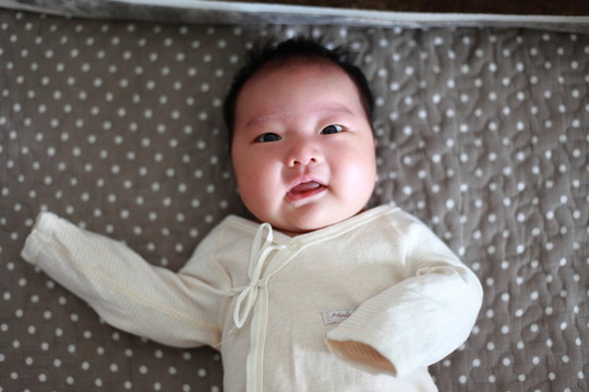 嬰兒