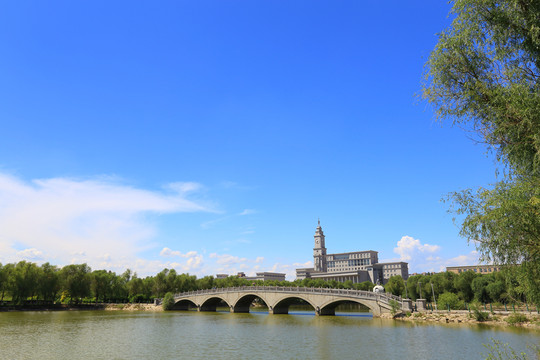 哈爾濱師范大學(xué)