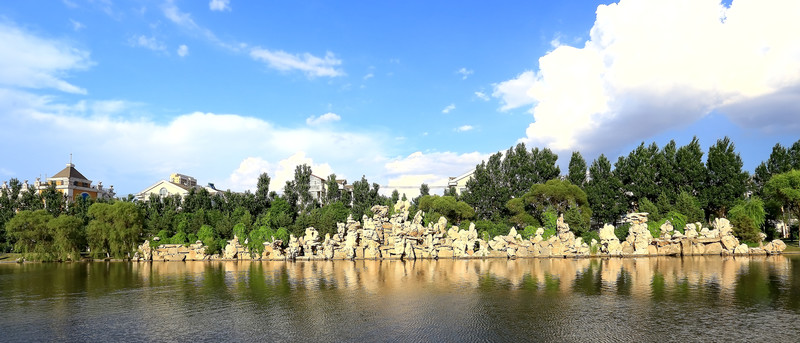 哈爾濱商業(yè)大學(xué)