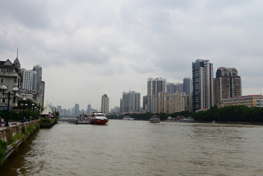 河流