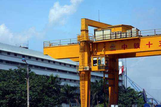 橋梁建筑機(jī)械