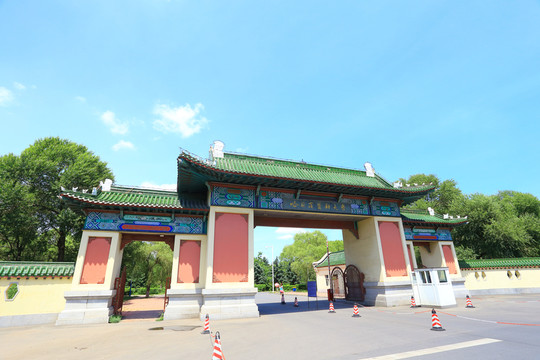 哈爾濱醫(yī)科大學(xué)