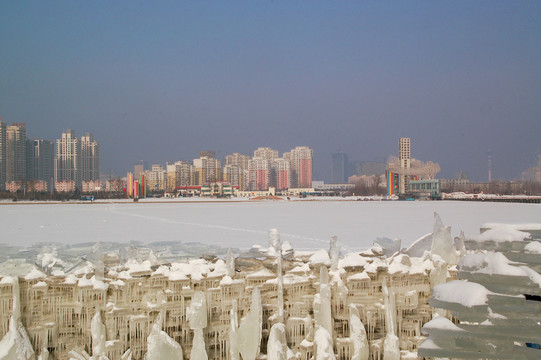 沈陽(yáng)渾河雪景