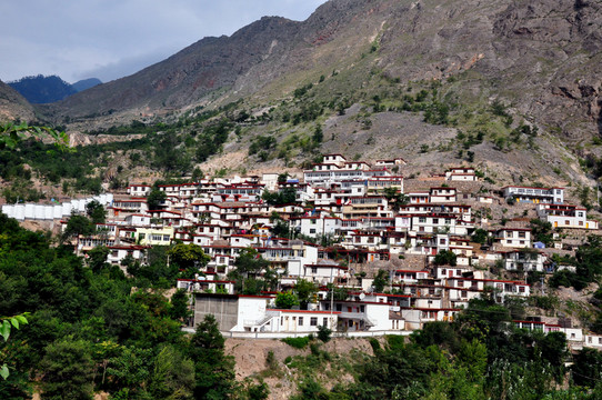 山村風(fēng)光