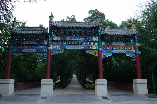 臥佛寺 門樓