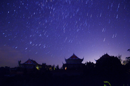 感恩寺流星雨