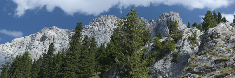 天山