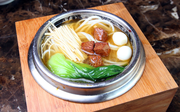 牛肉米線