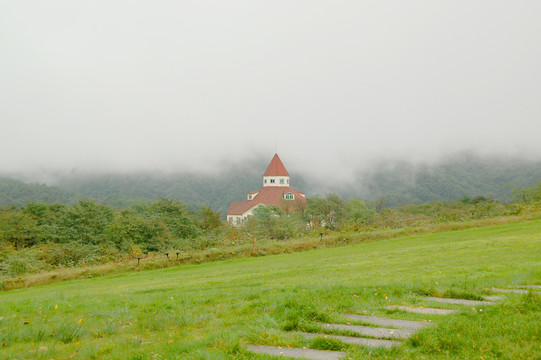 西嶺雪山滑草場和度假別墅