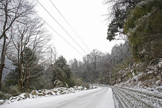 G318風(fēng)光雪景