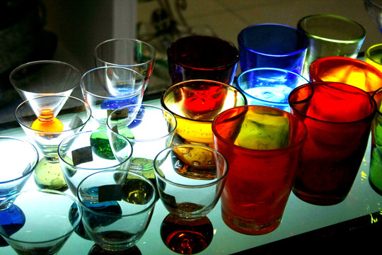 玻璃色彩杯