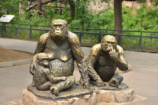 動物雕塑