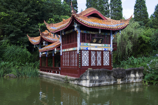 綿陽富樂山公園石舫