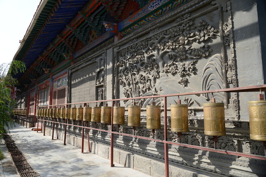 經(jīng)筒
