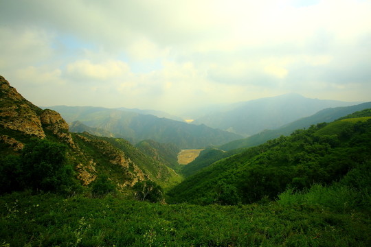 群山