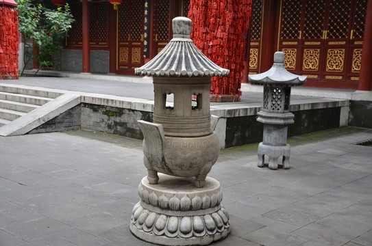 石雕香爐